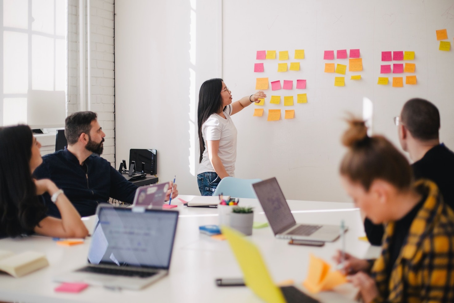 Maximizing Efficiency with Listing Support Solutions